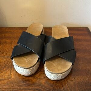 Women’s platform sandals size 8.5